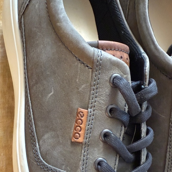 ECCO Men's Soft 7 Leather Sneaker - Picture 8 of 17